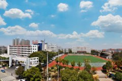 ���(y��ng)�h�I(y��)�еȌ�(zhu��n)�I(y��)�W(xu��)У