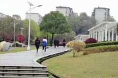 �˹��I(y��)�l(w��i)���W(xu��)У