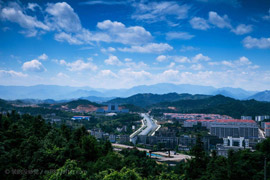 ��ˮ�����е��I(y��)�W(xu��)У