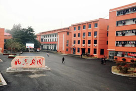 �����Ϸ����ո߼������W(xu��)У