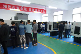 ��䓼��F(tu��n)���(y��ng)�ؙC(j��)�����W(xu��)У